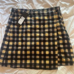 NWT: motel plain miniskirt
